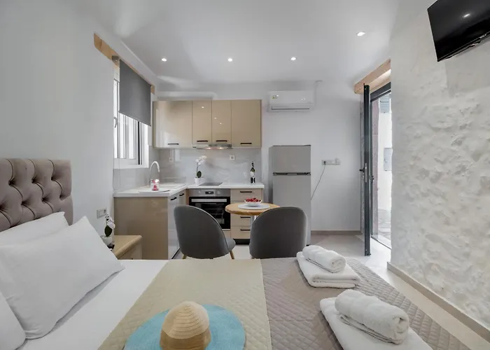 Gkountis Deluxe Апартаменты *