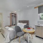 Gkountis Deluxe Lefkada City