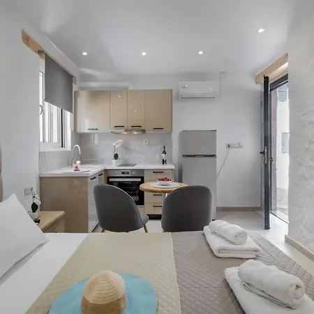 Gkountis Deluxe Apartment *